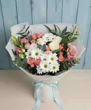 Букет цветов из:  Розы, Лизиантусы и Хризантемы в Алтуде