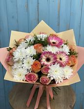 Букет цветов из:  Розы, Герберы и Хризантемы в Алтуде