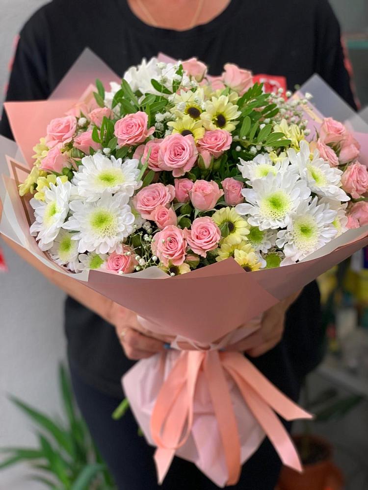 Букет цветов из: Розы и Хризантемы в Алтуде