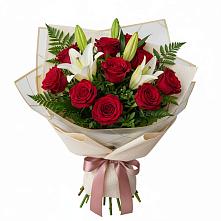 Букет цветов из:  Лилии и Розы в Алтуде