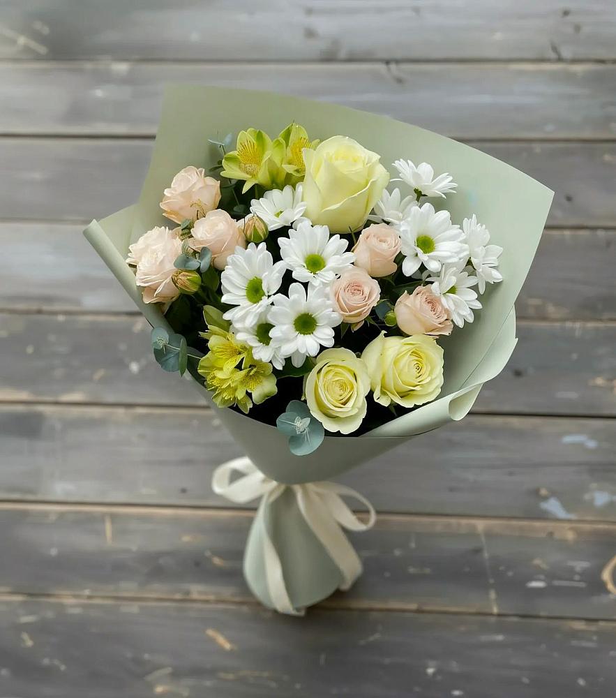 Букет цветов из: Альстромерии, Розы и Хризантемы в Алтуде