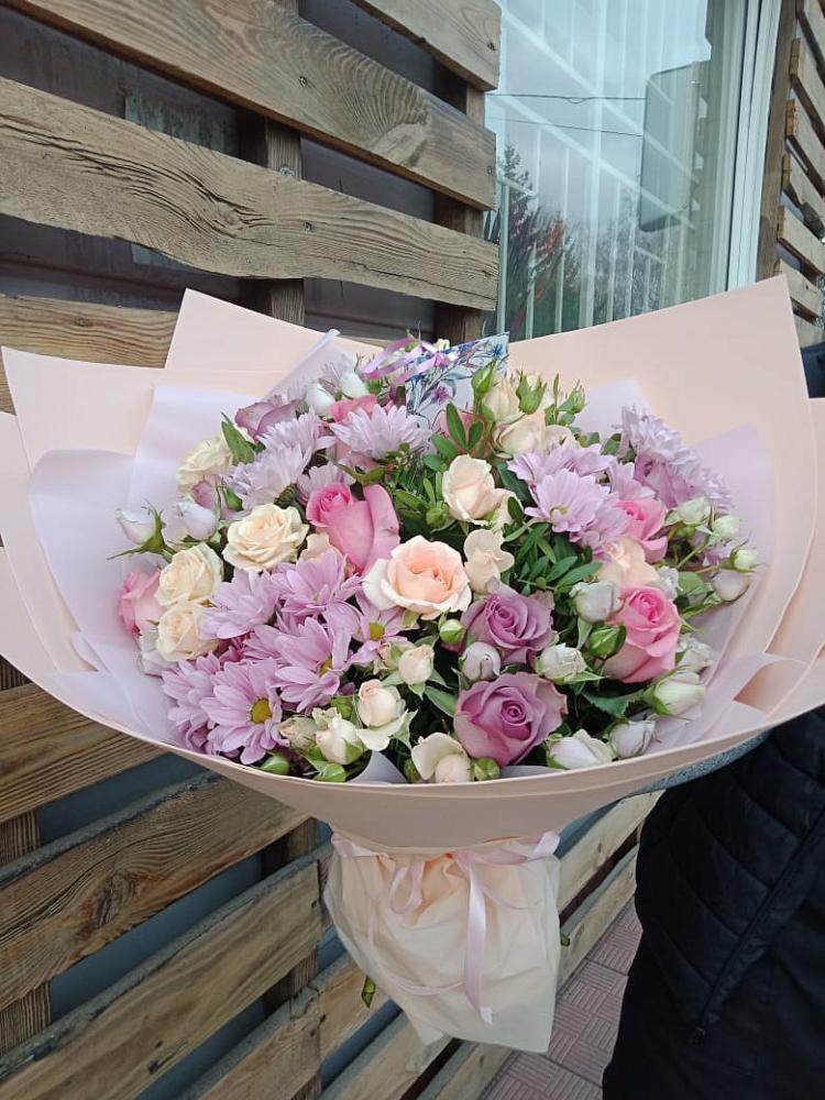 Букет цветов из: Розы и Хризантемы в Алтуде