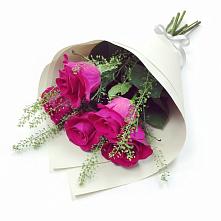 Букет цветов из:  Розы в Алтуде
