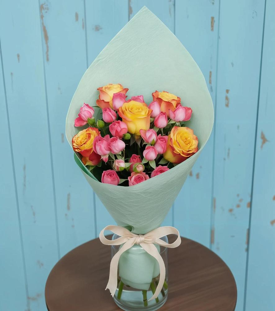 Букет цветов из: Розы в Алтуде