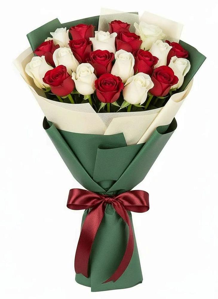 Букет Микс из красных и белых роз в Алтуде