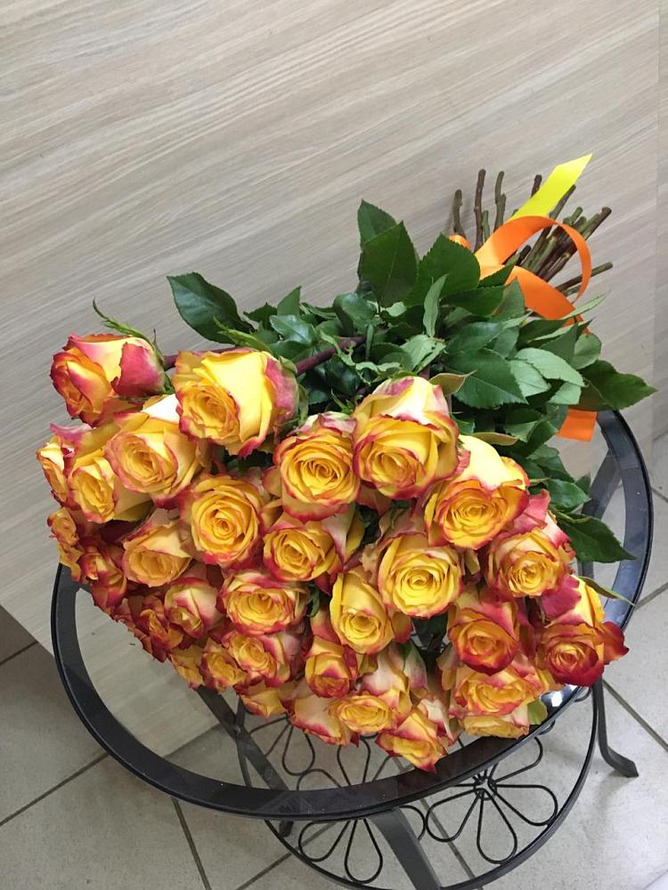 Букет Желтые розы в Алтуде