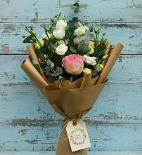 Букет цветов из:  Розы и Лизиантусы #REPLACE_PRED# Алтуде