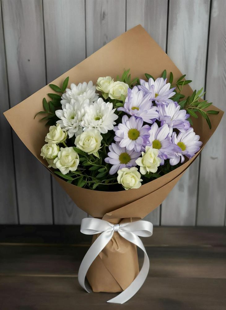 Букет цветов из: Хризантемы и Розы в Алтуде